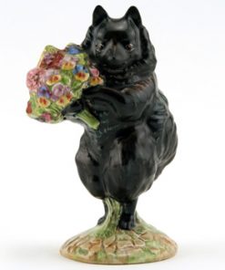 Duchess with Flowers - Gold Oval - Beatrix Potter Figurine
