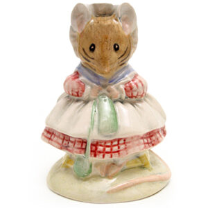 The Old Woman Who Lived In A Shoe (Knitting) - Royal Albert - Beatrix Potter Figurine