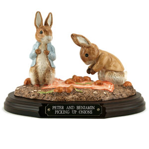 Peter and Benjamin Picking Up Onions (Tableau) - Beatrix Potter Figurine