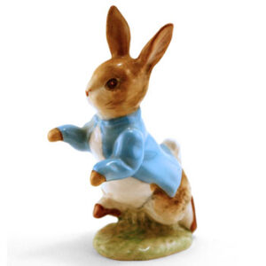 Peter Rabbit - Gold Circle - Beatrix Potter Figurine