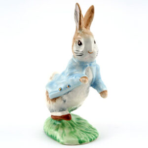 Peter Rabbit (Gold Buttons Small) - Beatrix Potter Figurine