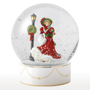 Christmas Night Snow Globe HN5522 - Royal Doulton Figurine