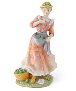 Country Love HN2418 - Royal Doulton Figurine