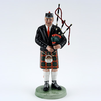 Piper HN3444 - Royal Doulton Figurine