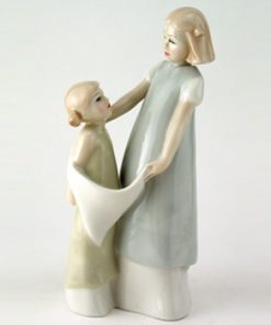 Playmates HN3127 - Royal Doulton Figurine
