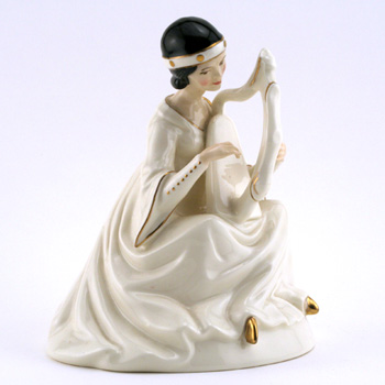 Sonata HN2438 - Royal Doulton Figurine
