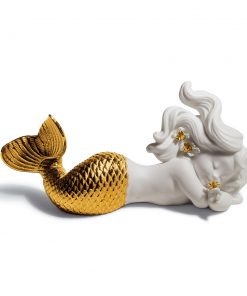Day Dreaming at Sea (Golden Re-Deco) 01008560 - Lladro Figurine