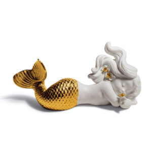 Day Dreaming at Sea (Golden Re-Deco) 01008560 - Lladro Figurine
