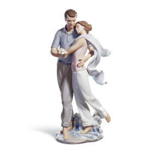 You're Everything To Me 01006842 - Lladro Figurine