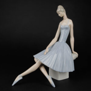 Ballerina 1014559 - Lladro Figurine