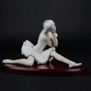 The Death of the Swan 1014855 - Lladro Figurine