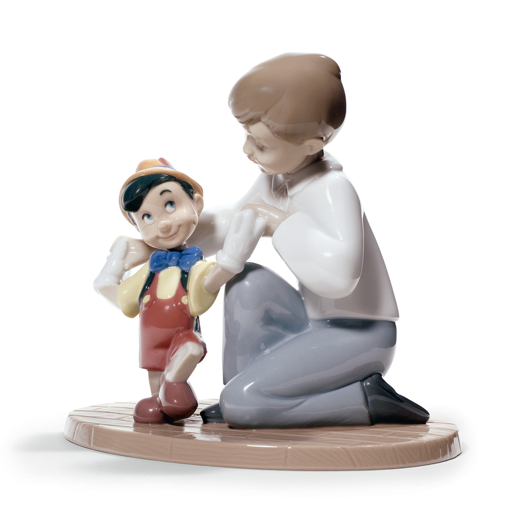 Pinocchio's First Steps - Nao Figurine