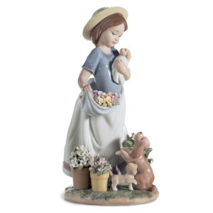 A Romp in the Garden 1006907 - Lladro Figurine