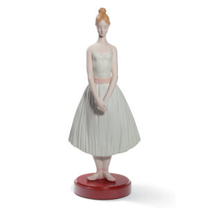 Shy Ballerina 01008594 - Lladro Figurine
