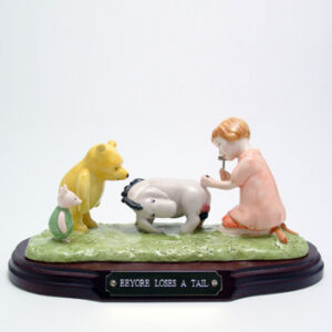 Eeyore Loses a Tail WP15 Tableau - Royal Doultoun Storybook Figurine