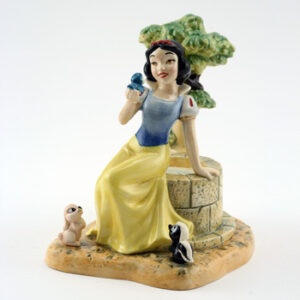 Fairest One of All SW22 - Royal Doultoun Storybook Figurine