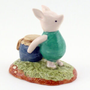 Piglet and The Honey Pot WP29 - Royal Doultoun Storybook Figurine