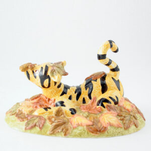Sometimes Autumn Tickles Your Nose WP43 - Royal Doultoun Storybook Figurine