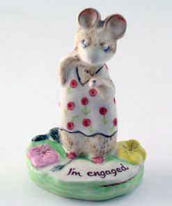 The Ring KM2565 - Royal Doultoun Storybook Figurine