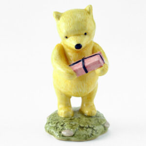 Winnie the Pooh and the Present WP18 - Royal Doultoun Storybook Figurine