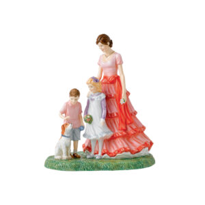 Family Outing HN5789 - Royal Doulton Figurine