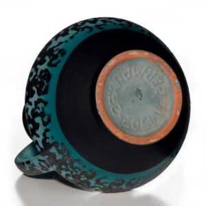 Pitcher Textured 025