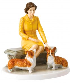 Her Majesty At Home HN5807 - Royal Doulton Figurine