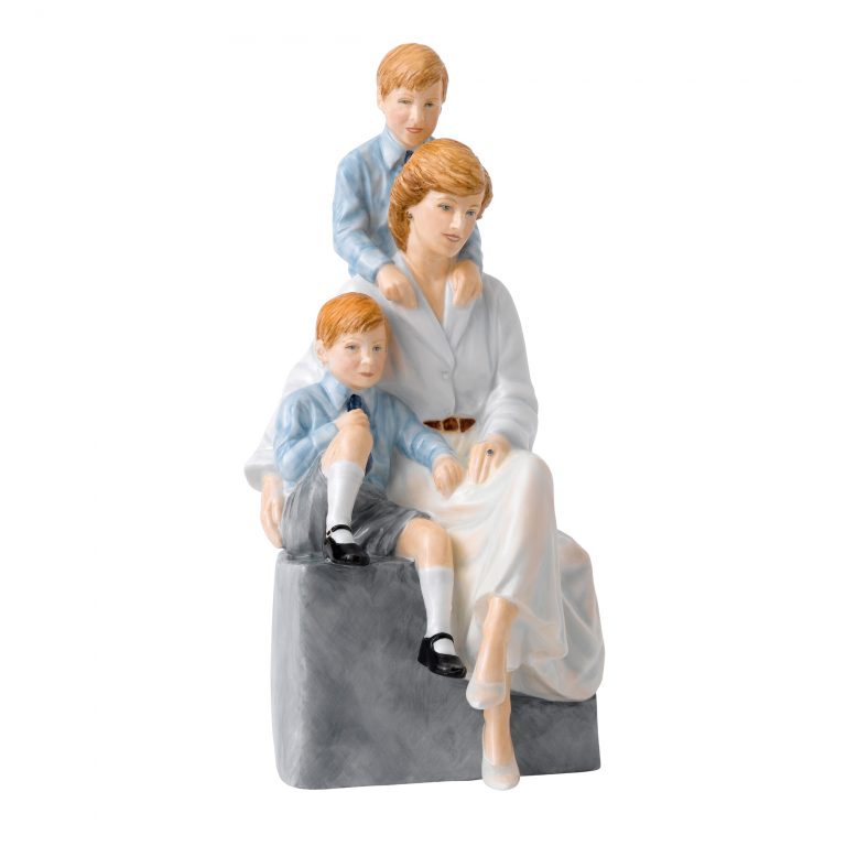 A Loving Mother HN5857 - Royal Doulton Figurine