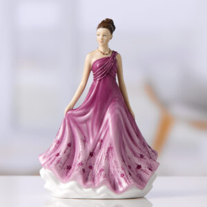 Forever Yours (Petite) HN5852 - Royal Doulton Figurine