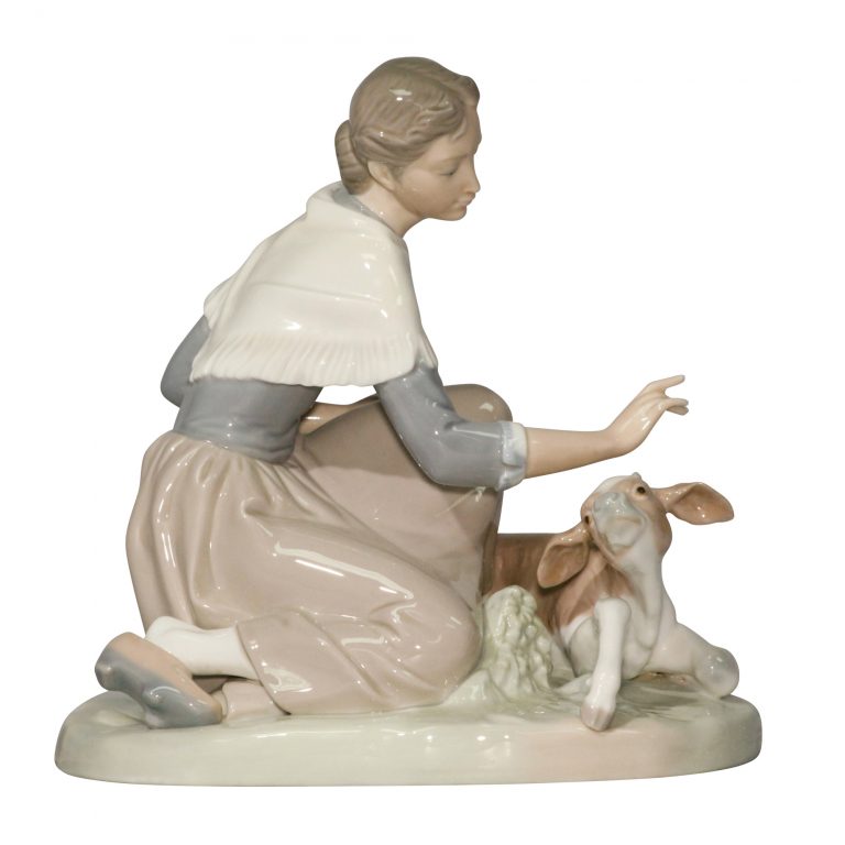 Caressing Little Calf 4827 - Lladro Figurine