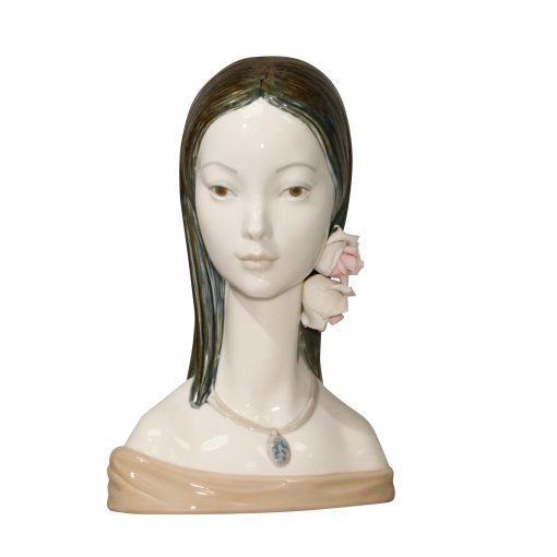 Little Girl 2024 - Lladro Figurine