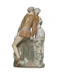 Lovers from Verona 1250 - Lladro Figurine