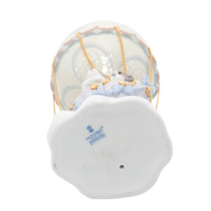 Up and Away 01006524 - Lladro Figure