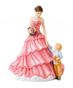 Loving Moments HN5873 2018 Mother's Day Figure of the Year - Royal Doulton Figurine