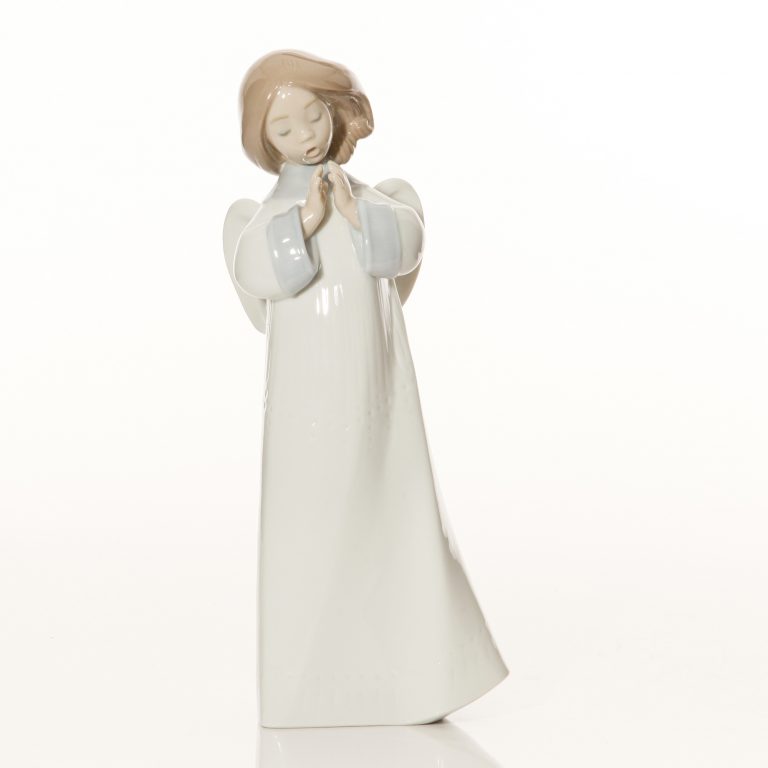 An Angel's Song 01006789 - Lladro Figure