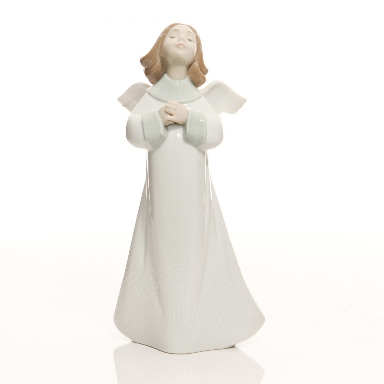 An Angel's Wish 01006788 - Lladro Figure