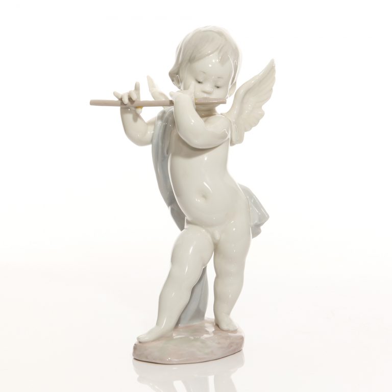 Angel with Flute 1233 - Lladro Figure