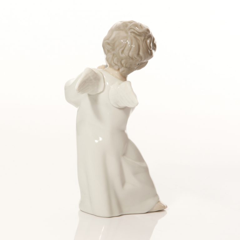 Angel with Flute 4540 - Lladro Figure