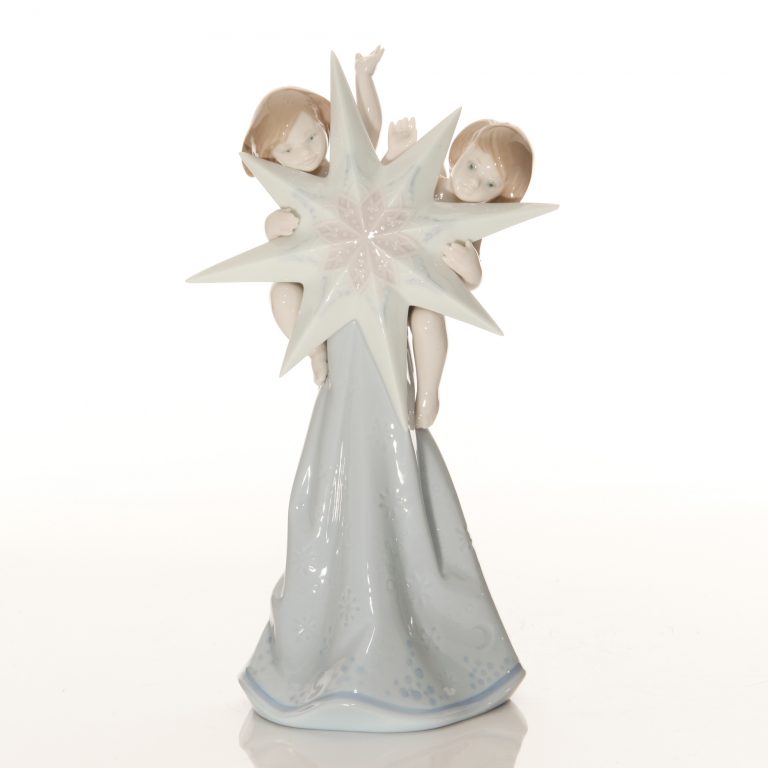 Celestial Ornament 6747 - Lladro Figure