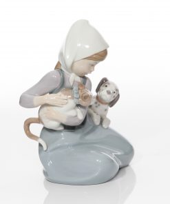 Girl with Dog and Cat 5032 - Lladro Figure