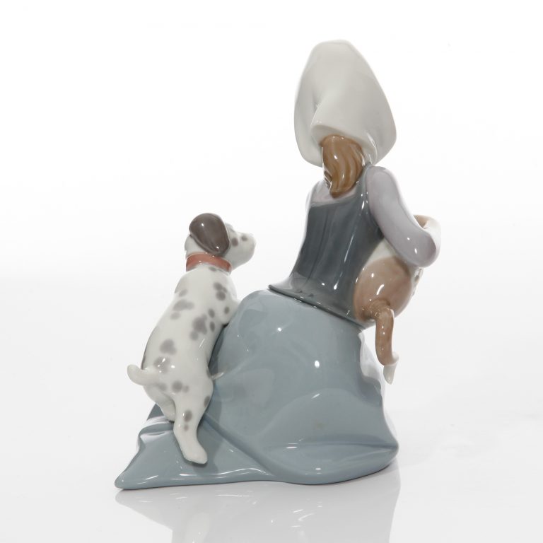 Girl with Dog and Cat 5032 - Lladro Figure