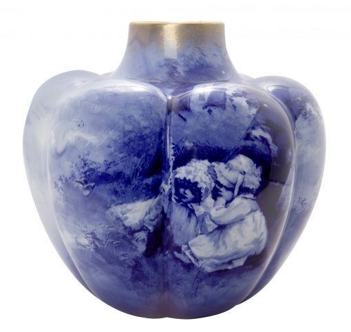 Blue Children Vase Pumpkin 8H - Royal Doulton Seriesware