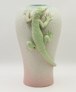Carltonware Vase Green Lizard